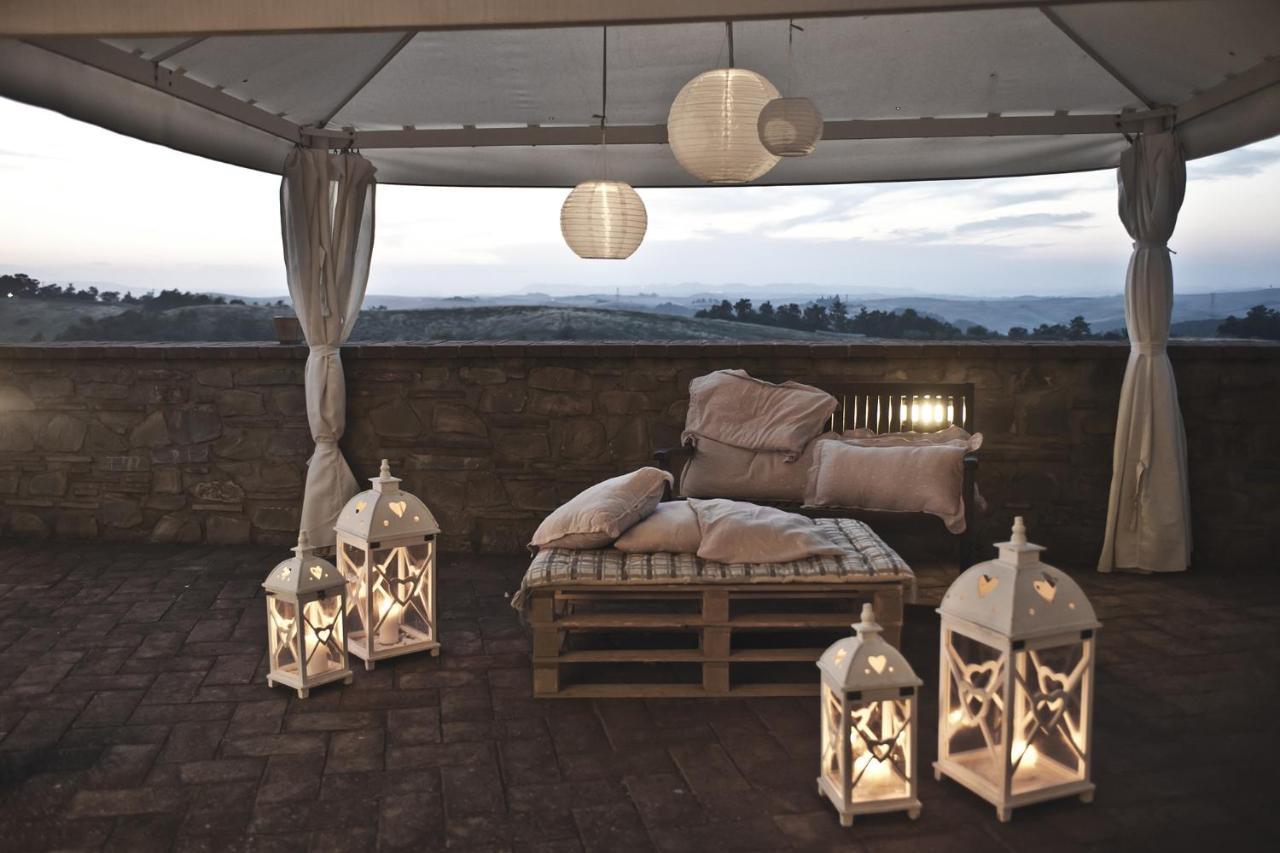 Agriturismo Santa Vittoria Volterra Eksteriør billede